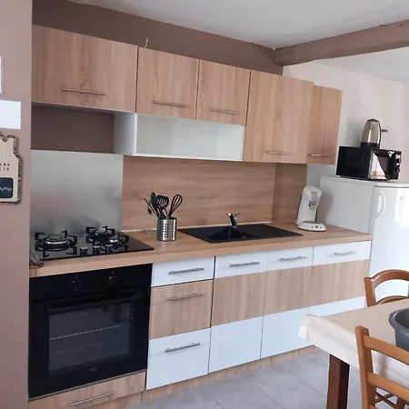 別荘 Gite The Georgette House